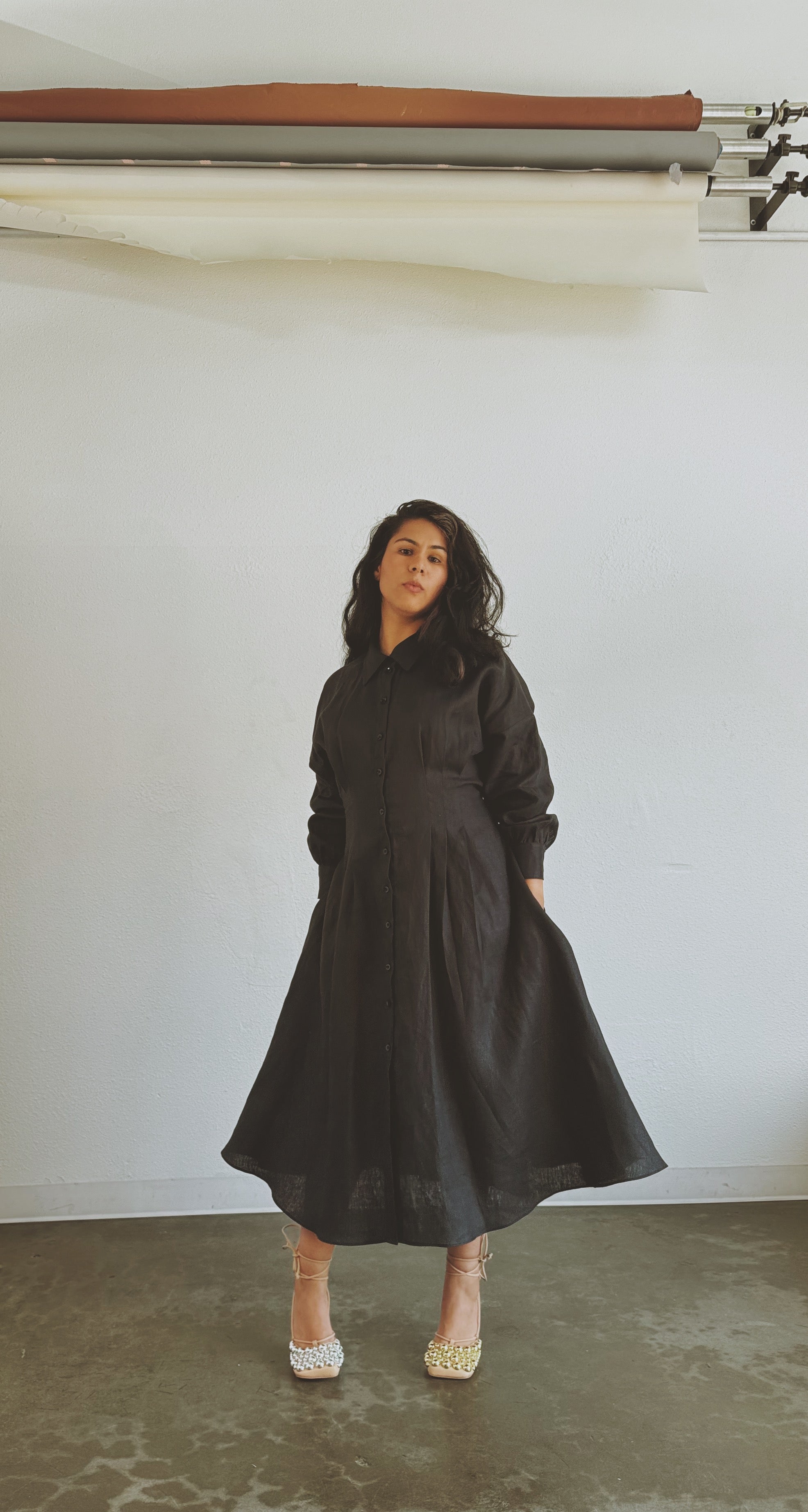 corset shirt dress in linen | classic black